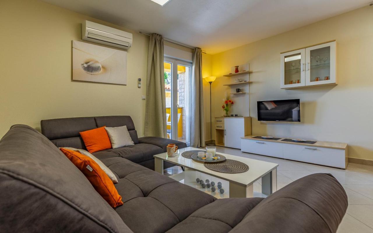Apartments Istriensonne - Haus Stephan 梅杜林 外观 照片