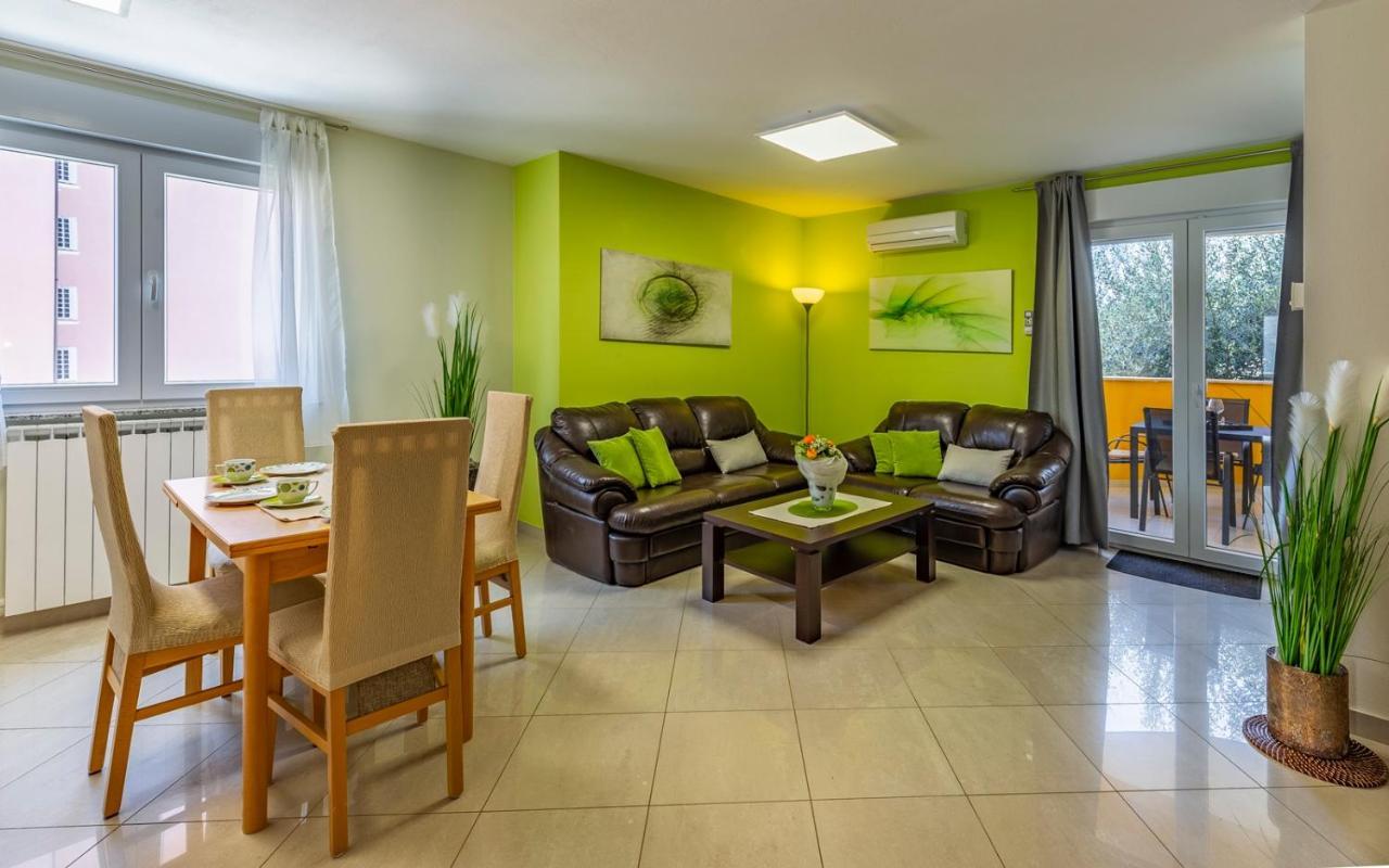 Apartments Istriensonne - Haus Stephan 梅杜林 外观 照片