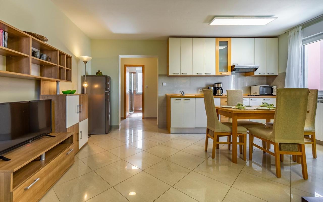 Apartments Istriensonne - Haus Stephan 梅杜林 外观 照片